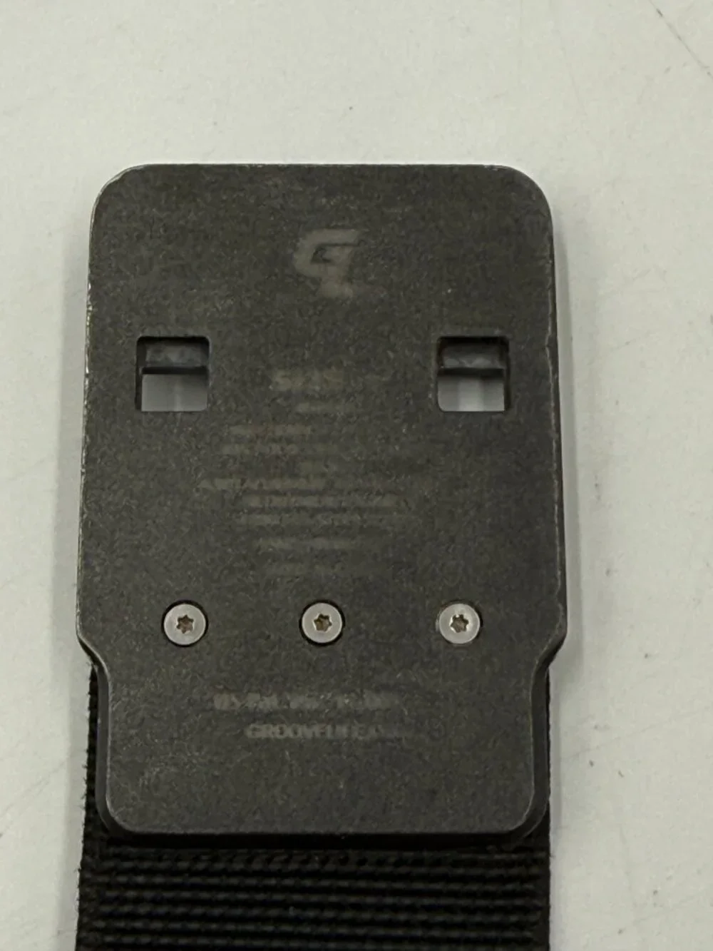 Groove Life Magnetic Belt Size Small Adjustable Black Dark Gray Scratched